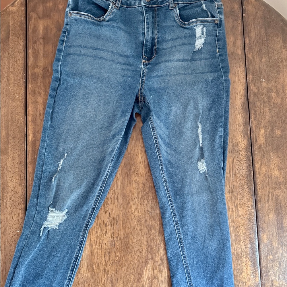American Rag Skinny Jeans Distressed Raw Hem Women’s Size 29 Blue Stretch Denim